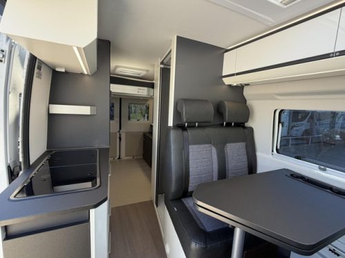 Adria Twin Supreme 640 SGX 9T-Automatic Solar panel Lithium Maxxfan photo: 10