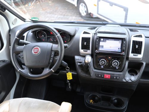 B&uuml;rstner Nexxo 660 T Automatic Roof Air Conditioner TV photo: 21