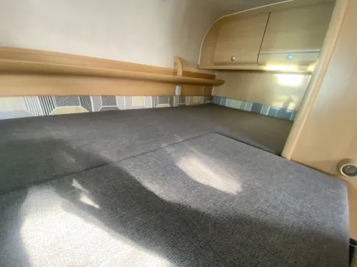 Dethleffs Globetrotter 6 BERTH With bunk bed &amp;XXL garage photo: 9