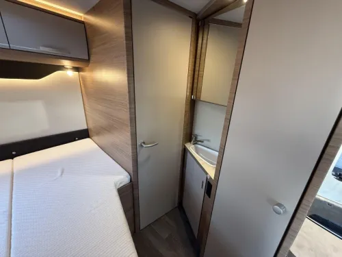 Knaus L!ve Wave 650 MF Pop-top roof Automatic 2024  photo: 21