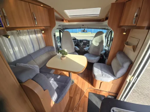 Hymer T 674 CL Exclusive line 2011 Foto: 9