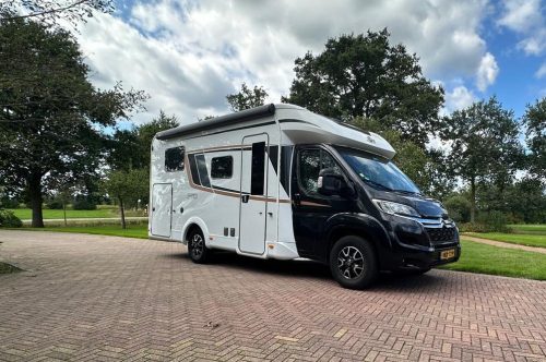 B&uuml;rstner Limited T 690 G foto: 1