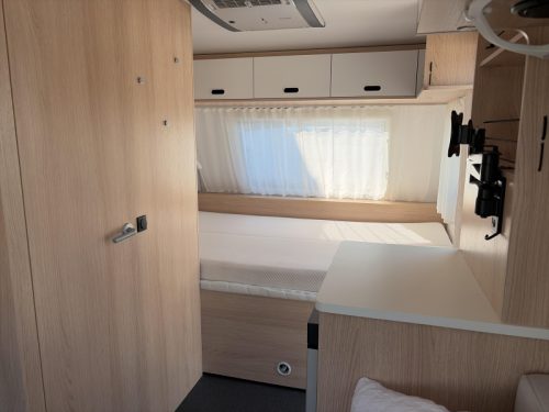 Adria Aviva 422 PY Mover/Klimaanlage/Vorzelt Foto: 8