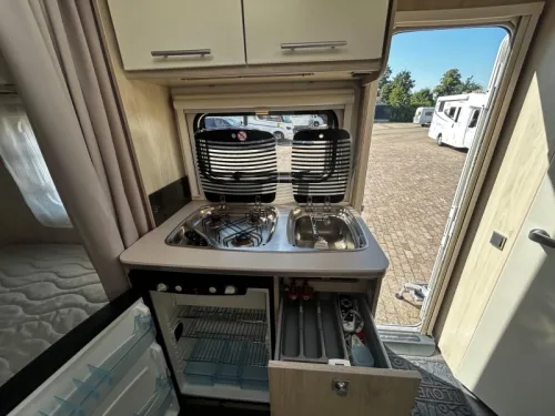 Caravelair Alba 390 Mover, Awning & Canopy photo: 10