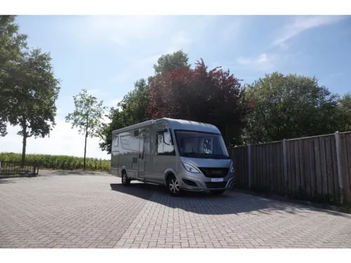 Hymer B Klasse 704 PL 2-Personen-Ausf&uuml;hrung Foto: 22