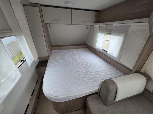 B&uuml;rstner Premio Life 480 TS photo: 5