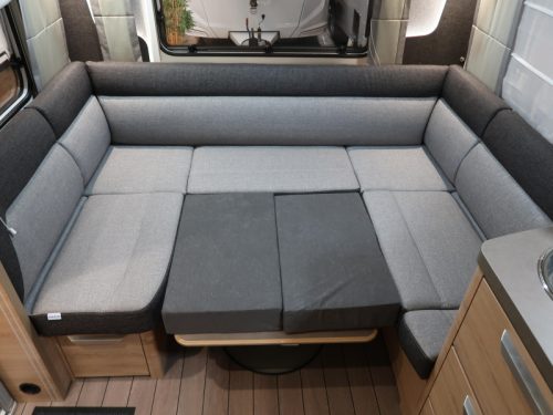 Knaus Sudwind 60 Years 450 FU photo: 12