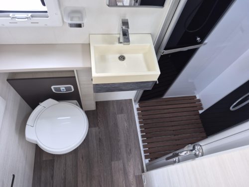 Chausson Welcome 737 Satellite dish-Leveling system-air conditioning photo: 10