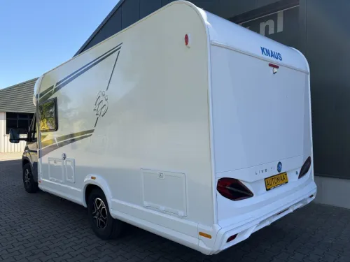 Knaus L!ve Ti 650 MEG Low single beds 180hp photo: 3