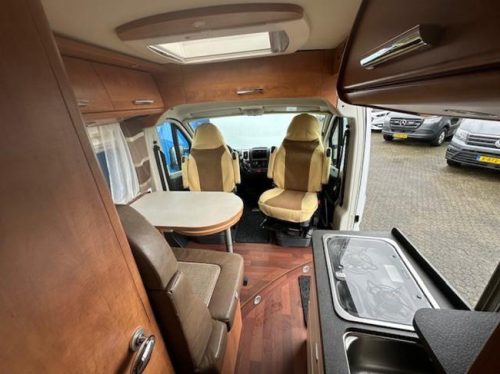 Malibu Van 640 LE LENGTE BEDDEN + TREKHAAK foto: 1