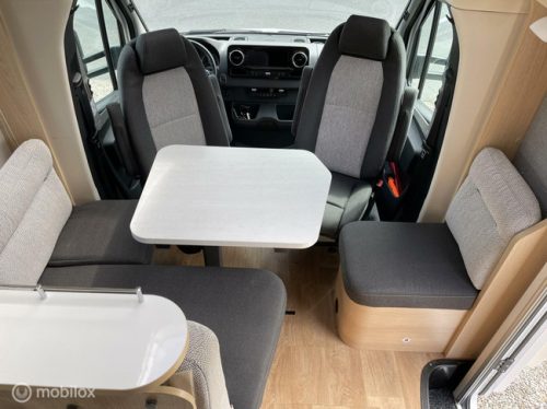 Hymer B-MCT 600 White-Line Mercedes 170-HP Automatic Single beds, Many extras and low mileage, 1st Owner photo: 1