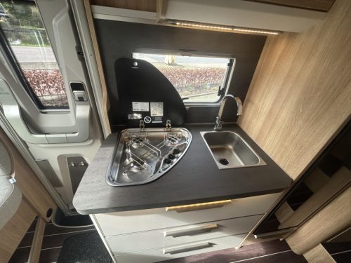 Knaus Sky Wave 60 Years 650 MEG Airco 230V, Zonnepaneel Foto: 12