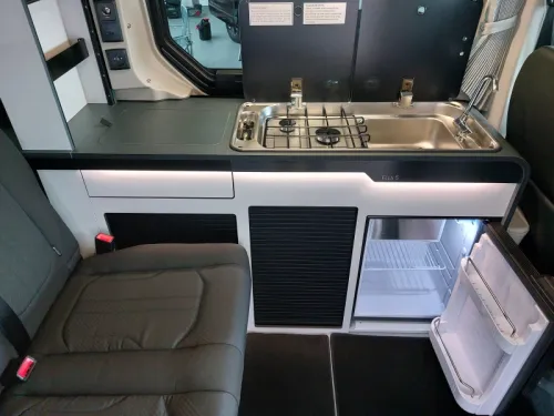 Antilope VAN Flex 5 Millenium camping-car 100% &eacute;quip&eacute; photo : 9