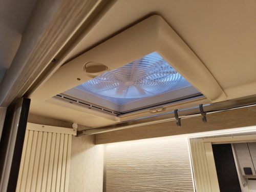 tourne mobil 6.0 Cruise 2.2 BlueHDI 140HP Automatic - ALL SEASON photo: 15