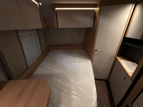 Knaus Sport Platinum 450 FU +Fu&szlig;bodenheizung+1700kg  Foto: 7