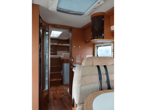Hymer B678 WC/DOUCHE | LIT LONG photo : 9