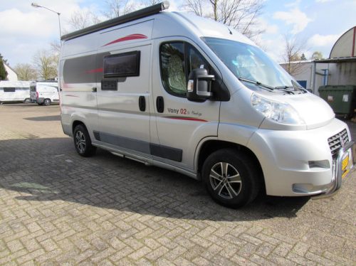 Challenger VANY 02 S Prestige Van conversion Fixed bed Year of manufacture12-2012 photo: 23