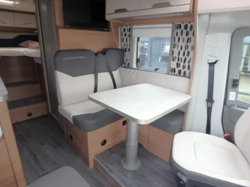 Knaus Van Wave 650 MEG MIT HUBDACH  Foto: 7