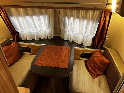 Eriba Touring Triton 430 Met Unico Verona luifel  foto: 7