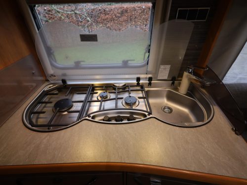 Eriba Nova GL 541 cassette awning | mover photo: 8