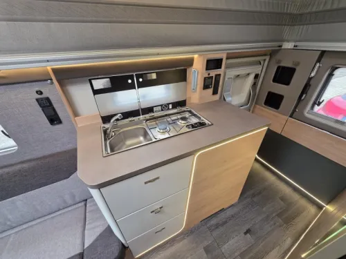 Knaus Tourer CUVision 500 LT Automaat dakairco ch94  foto: 7