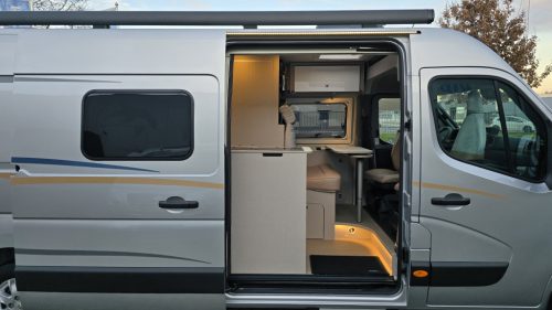 B&uuml;rstner Delfin Limited C 621 (SHOW MODEL) photo: 5