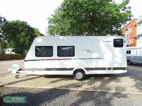 Dethleffs C'Joy Active 480 QLK auch mit 3 Etagenbetten Foto: 6