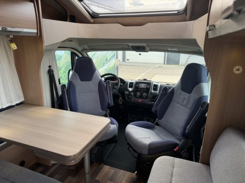 Knaus SKY WAVE 650 MF / free storage photo: 13