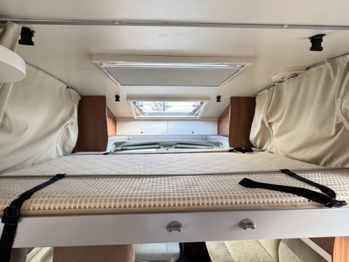 Adria Matrix 680 SP -5 Personen-mit Hubdach  Foto: 15