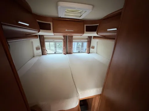 Carthago Malibu Van 600 Vast Bed Airco 2016  foto: 14