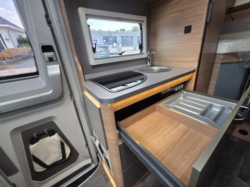 Weinsberg CaraSuite Spicy 650 MEG Spicy special offer model automatic photo: 8