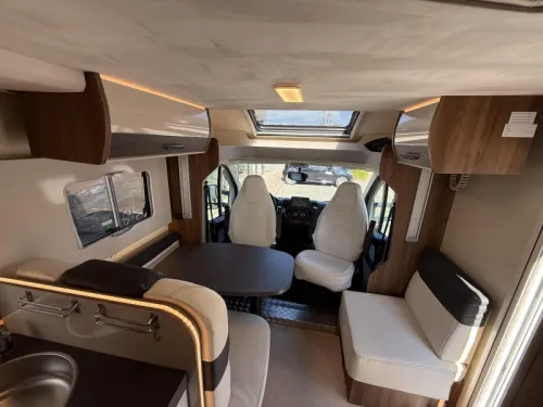 CI Magis 66 XT Queensbed 56000 km 2020  photo: 12