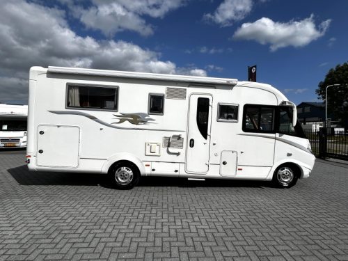 Laika Kreos 7010 Queensbett/Hubdach/Automatik Foto: 4