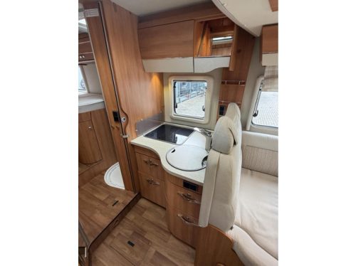 Hymer T 678 CL Automaat Einzelbetten Hubbett Luftfederung Lithium Solarpaneele Foto: 14