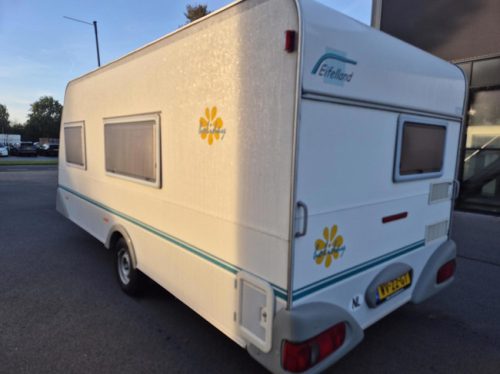 Eifelland 490 Holiday, 2nd owner with cassette awning and side wall photo: 2
