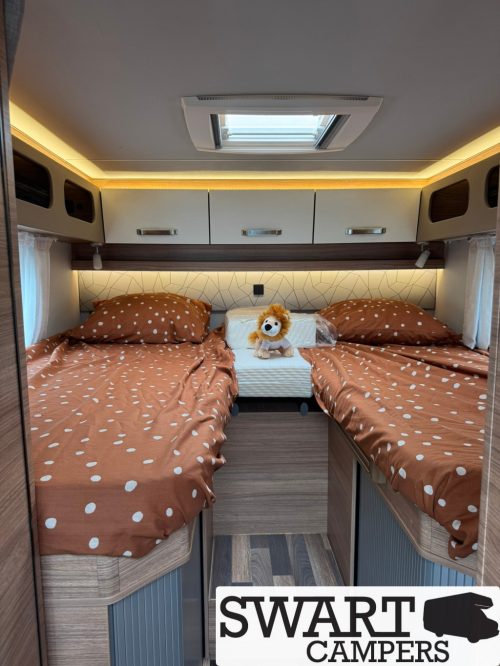 Weinsberg CaraCompact 600 MEG Edition [pepper] Automatic 180 hp single beds photo: 17