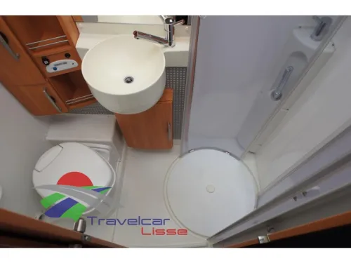 Hymer B 584 Panneau solaire/Climatisation de toit photo : 8