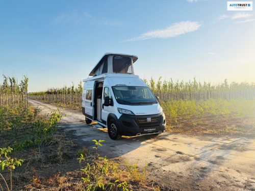 P&ouml;ssl Summit 640 180CV AUTOMATIQUE TOIT RELEVABLE / BUSBIKER / SOLAR / ALLSEASONS photo : 0