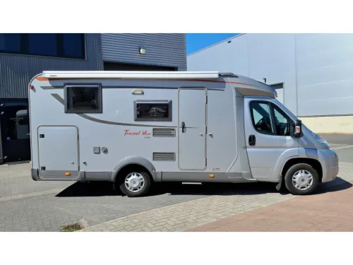 B&uuml;rstner Travel Van T 620 1st owner / NL camper photo: 1