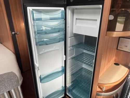 Hobby De Luxe 400 SFE Rangierhilfe - Vorzelt - Markise Foto: 11