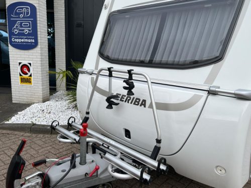 Eriba Nova Light 442 L&auml;ngsbetten, Rangierhilfe, Vorzelt Foto: 1