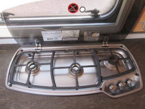 Knaus Sudwind Silver Selection 500 FU NETJES, RUIM, COMPLEET Foto: 9