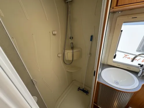Adria Adriatik 660 SP Family Camper 2 air conditioners photo: 13