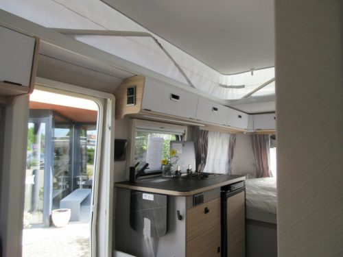 Eriba Touring 530 !! NEU BEI CAMPOLIFE !! Foto: 7