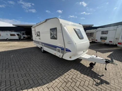Hobby De luxe Easy 500 KMFE 6 berths, Awning with walls photo: 1