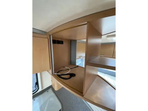 Knaus Sudwind 450 FU UNICO VERONA-Rangierhilfe Foto: 6