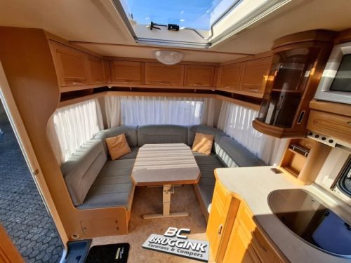 Fendt Platin 510 TFB French bed Microwave Awning photo: 2