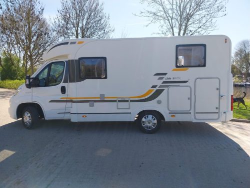 Sun Living Lido 42 SL with only 93829 km's photo: 14