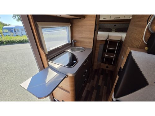 Weinsberg CaraCompact Pepper 600 MEG Like new only 9100km photo: 7