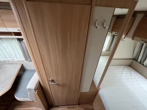 Knaus Sudwind 420 QD foto: 11